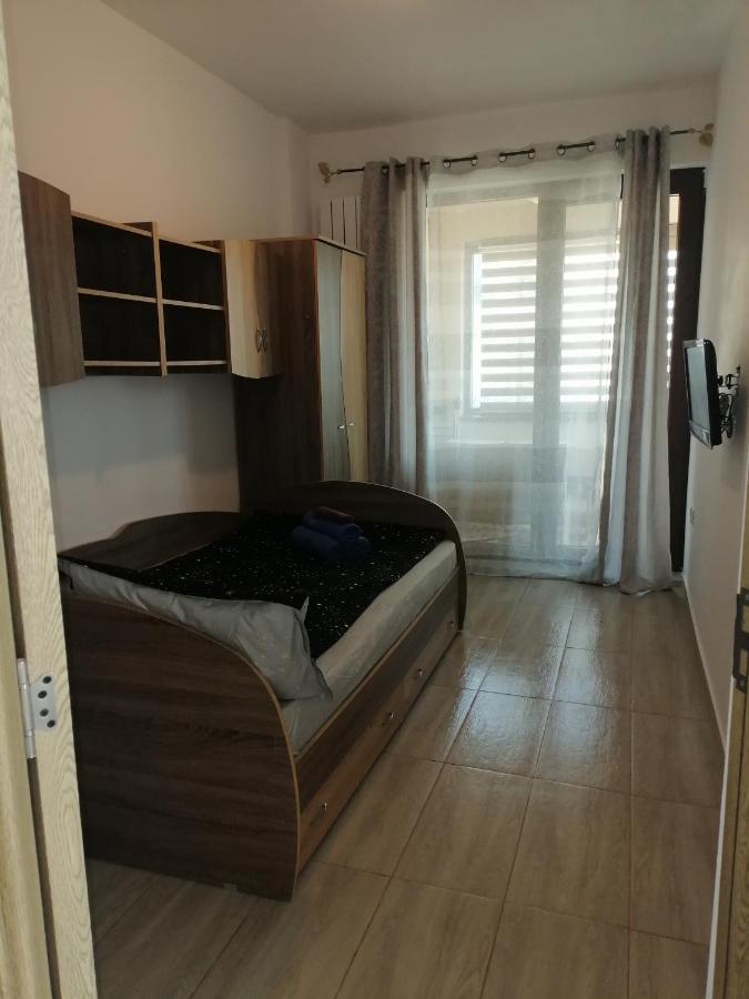 Adina Apartment Năvodari Екстериор снимка